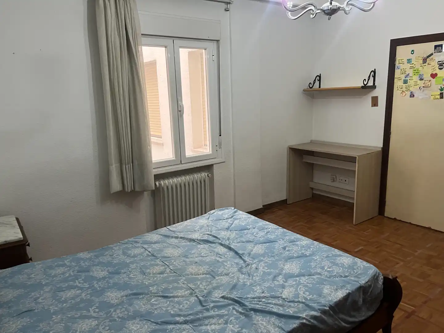 Bedroom of Flat for sale in Salamanca  with Heating, Parquet flooring and Furnished