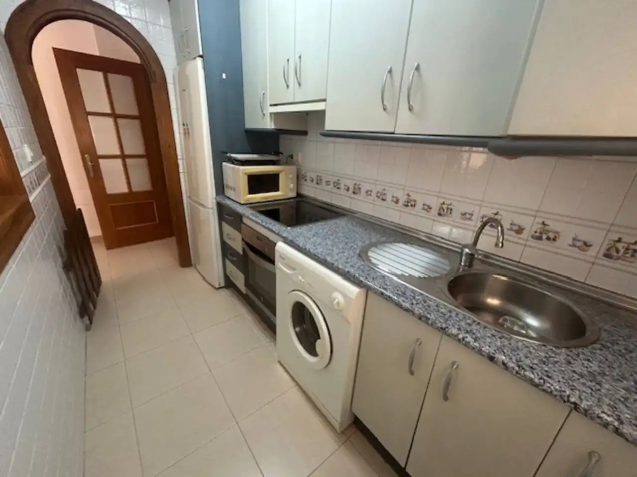 Kitchen of Flat for sale in Roquetas de Mar  with Air Conditioner, Terrace and Furnished