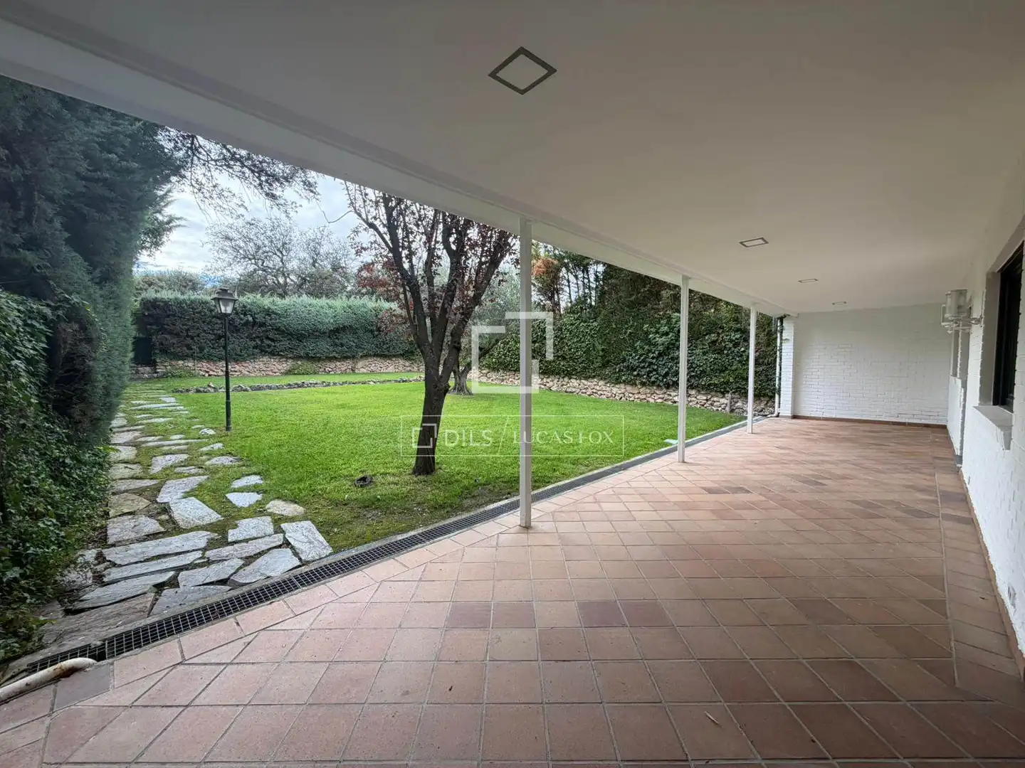 Jardí de Casa o xalet de lloguer en La Moraleja amb Aire condicionat, Calefacció i Jardí privat
