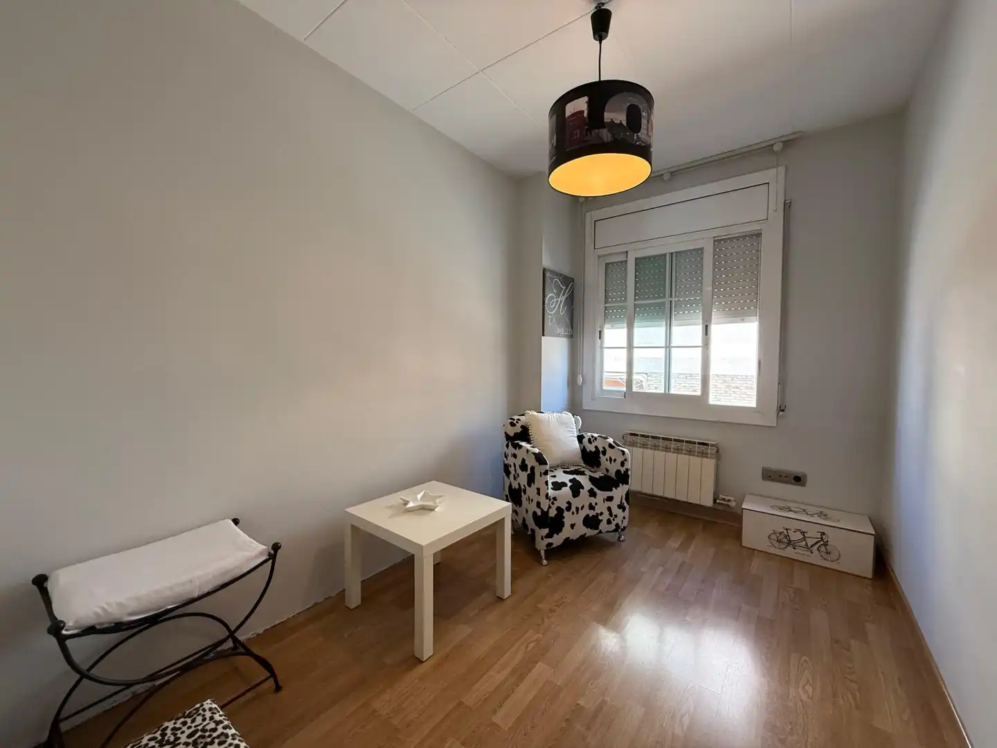 Sala de estar de Casa o chalet en venta en Barberà del Vallès con Calefacción, Jardín privado y Terraza