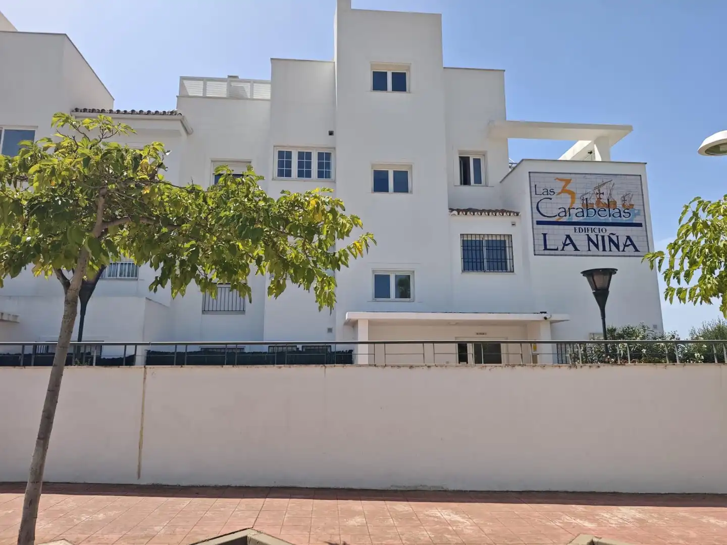 Außenansicht von Wohnung zur Miete in Benalmádena mit Klimaanlage, Terrasse und Gemeinschaftspool