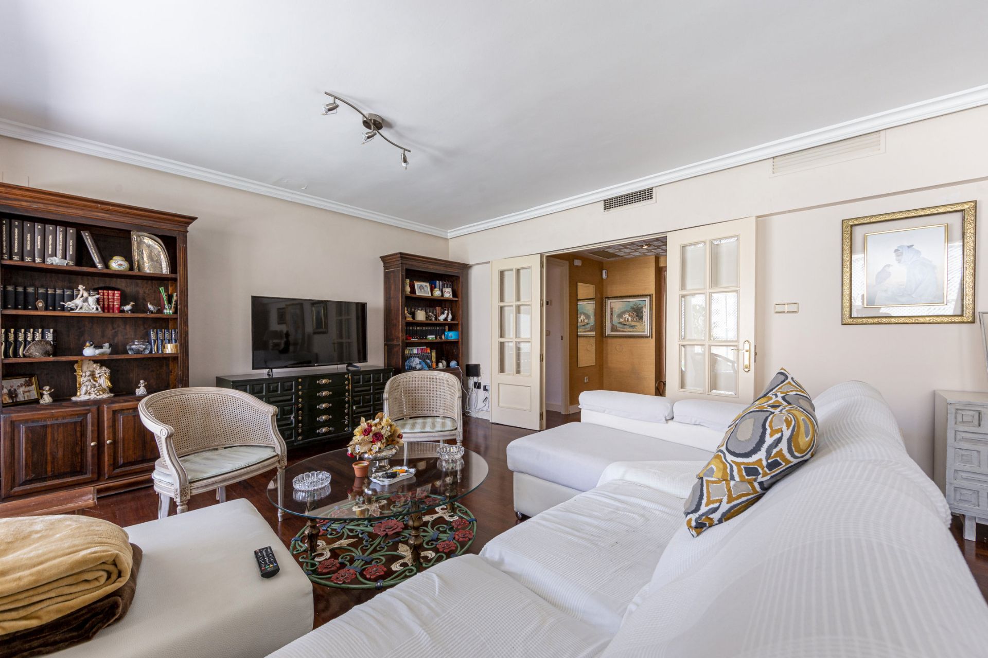 Attic for sale in Ricardo Soriano, Marbella Centro