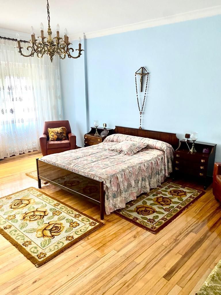 Bedroom of Flat for sale in Lugo Capital