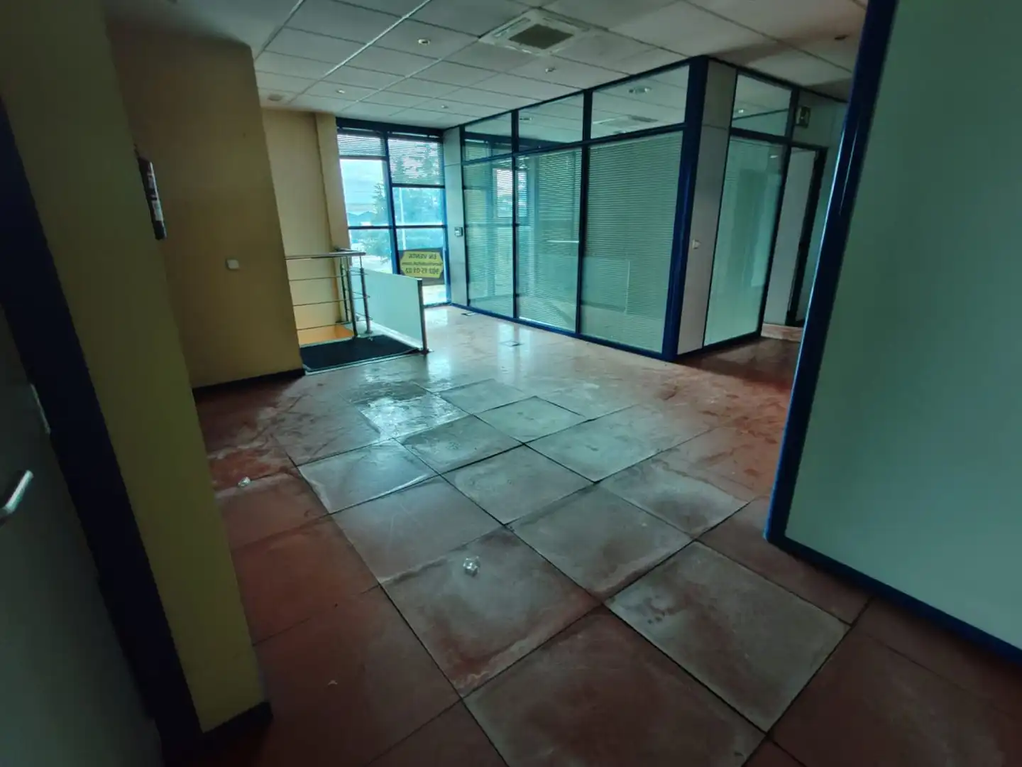 Edificio en venta en PRIMAVERA / AV. DE LAS ESTACIONES, Polígono de las Monjas