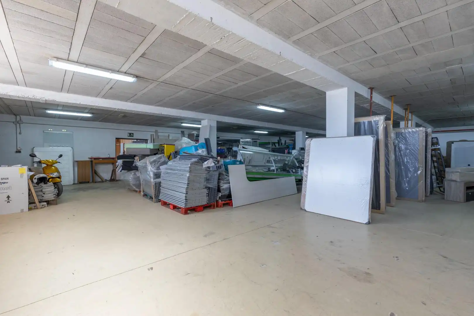 Industrial building for sale in Carretera de Iznalloz, imagen 2
