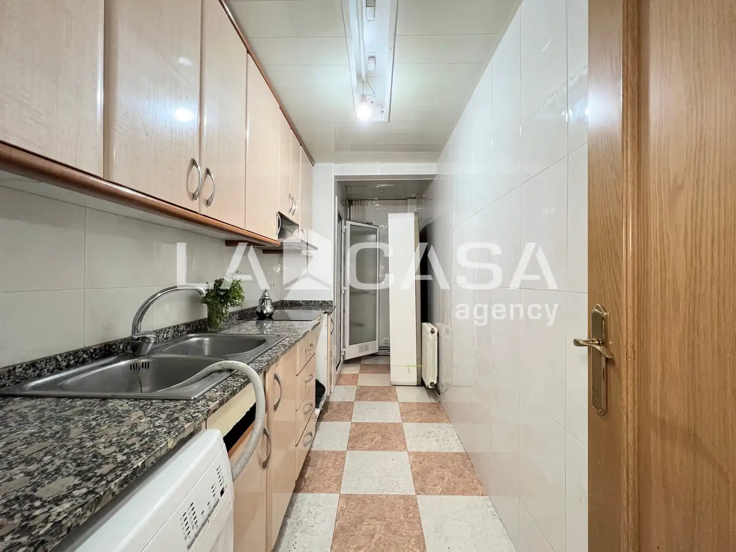 Cocina de Planta baja en venta en Badalona con Calefacción