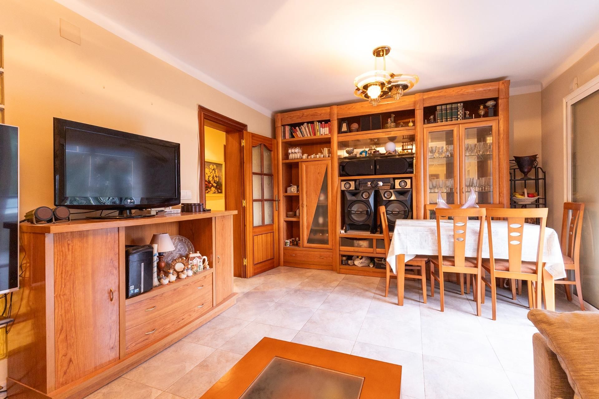 Living room of Flat for sale in Alicante / Alacant  with Air Conditioner and Balcony
