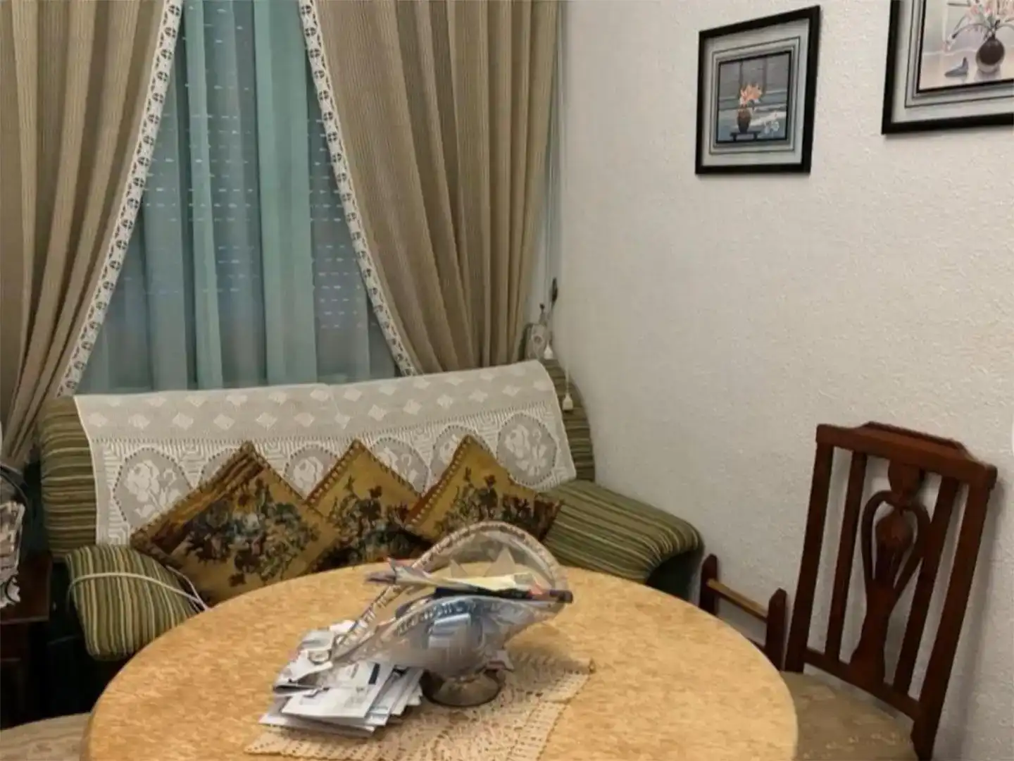 Sala d'estar de Casa adosada en venda en  Córdoba Capital amb Aire condicionat i Balcó