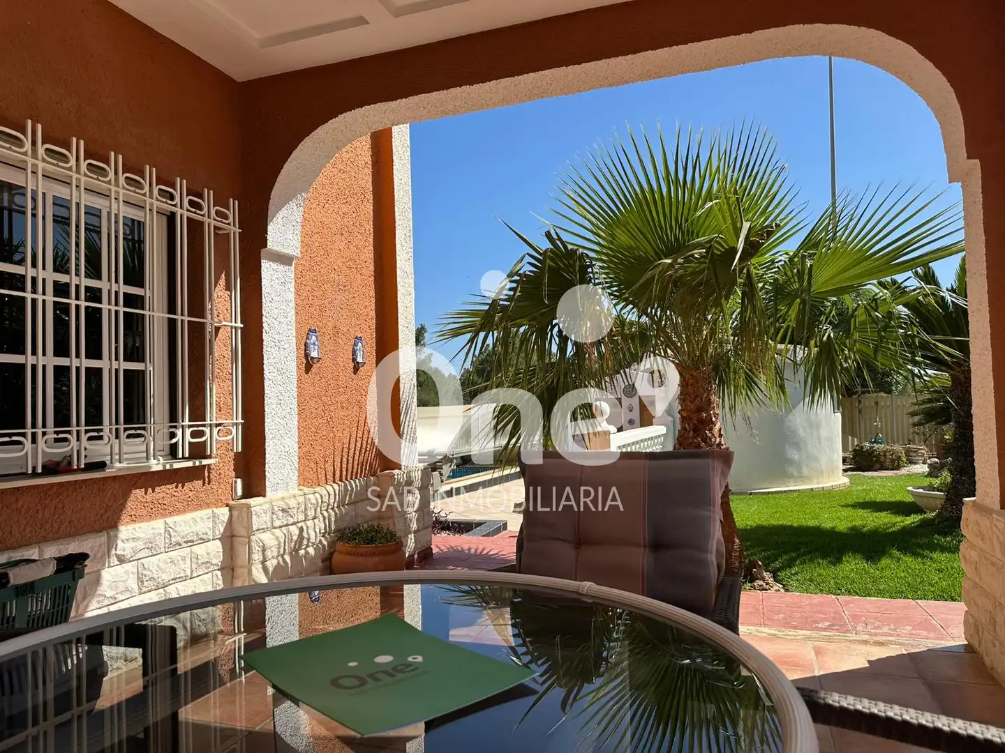 Terrasse von Haus oder Chalet zum Verkauf in San Antonio de Benagéber mit Klimaanlage, Heizung und Privatgarten