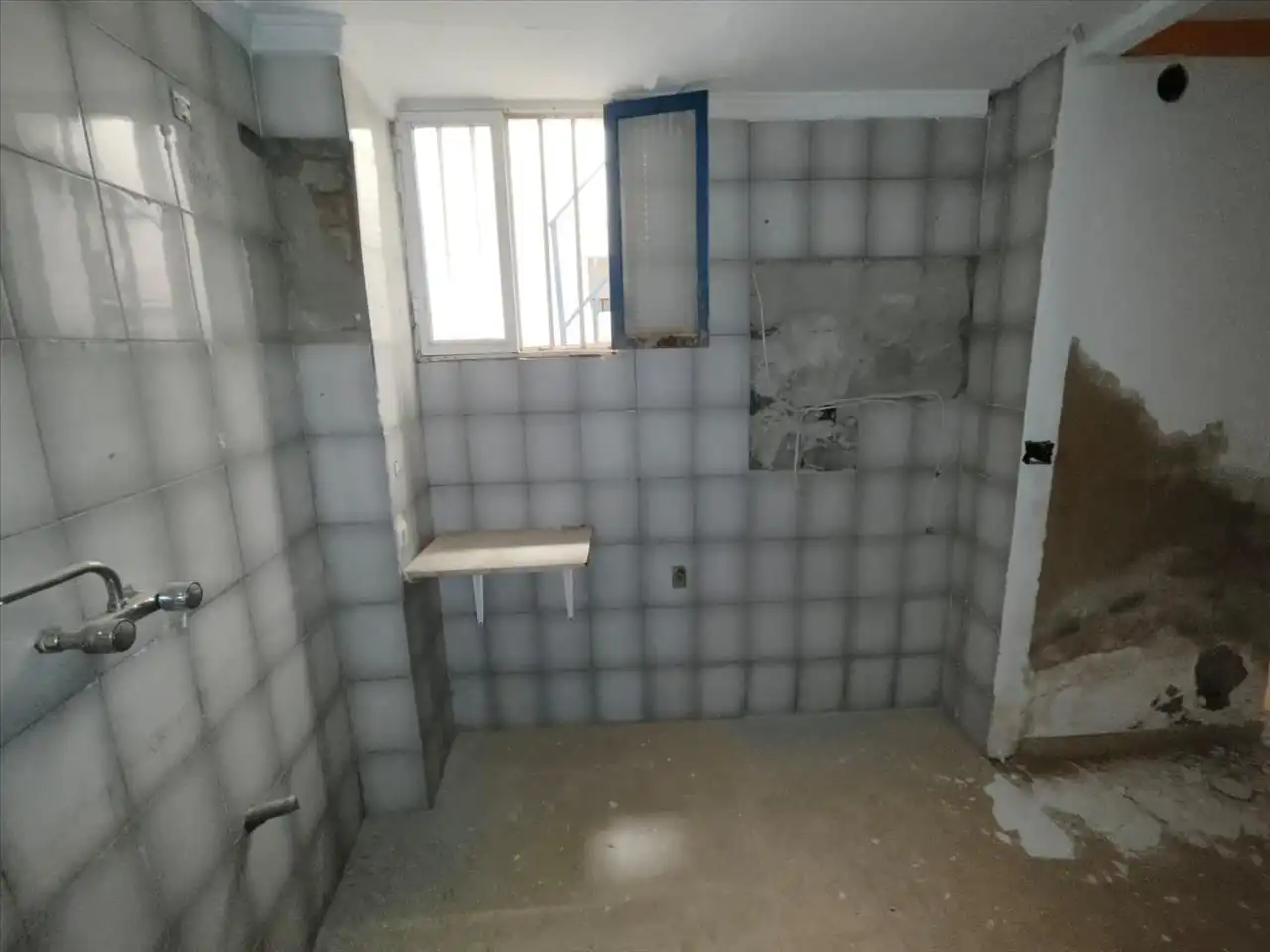 Einfamilien-Reihenhaus zum Verkauf in Baza