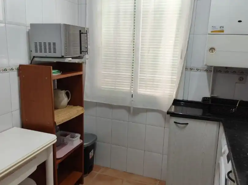 Cuina de Pis de lloguer en Getafe amb Calefacció, Terrassa i Moblat
