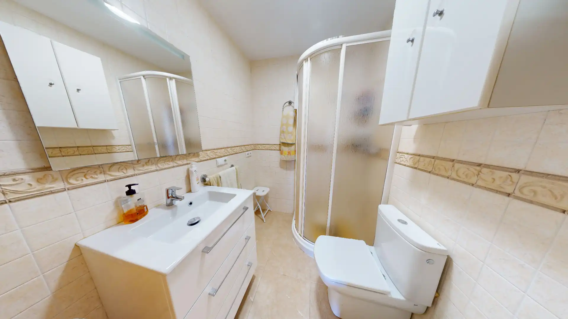 Bathroom of Flat for sale in Alicante / Alacant  with Air Conditioner, Heating and Terrace