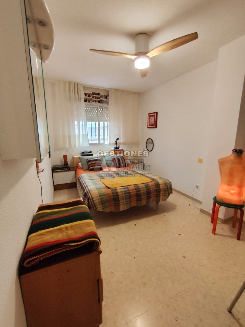 Bedroom of Study to rent in  Granada Capital  with Air Conditioner, Heating and Furnished