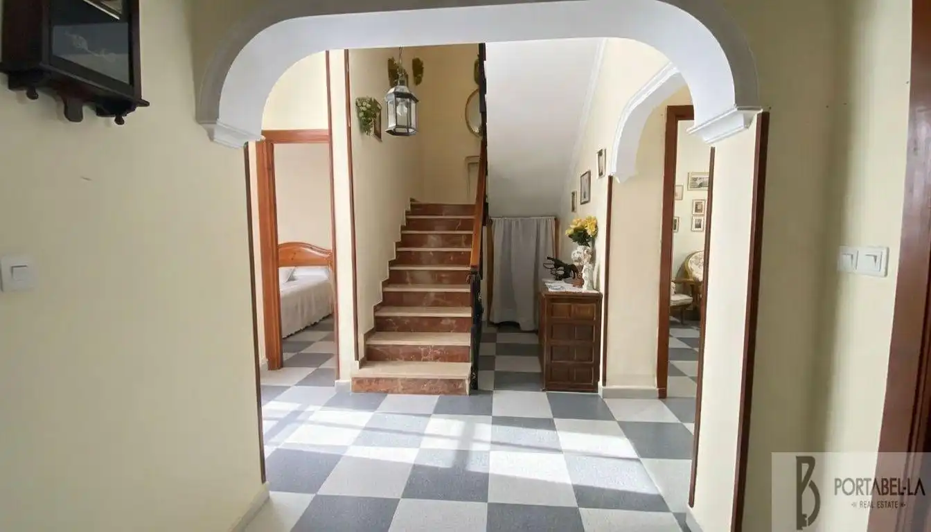 Haus oder Chalet zum Verkauf in El Puerto de Santa María mit Abstellraum und Balkon