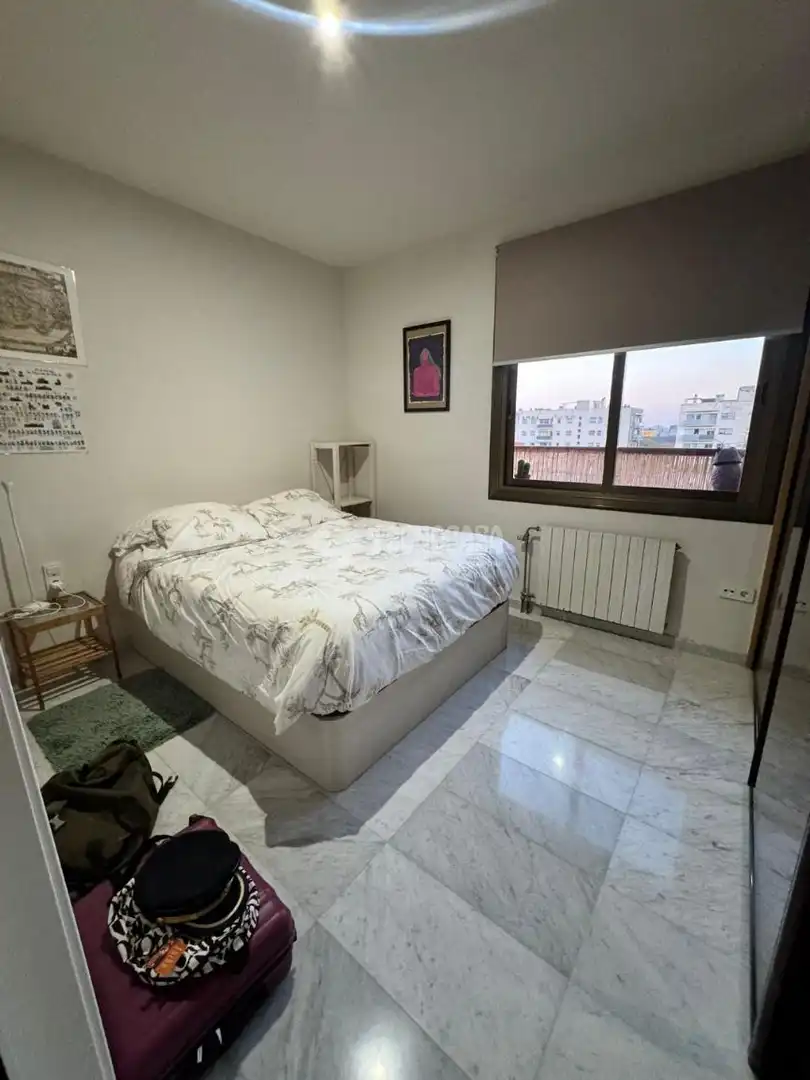 Habitación de Piso en venta en L'Hospitalet de Llobregat con Terraza