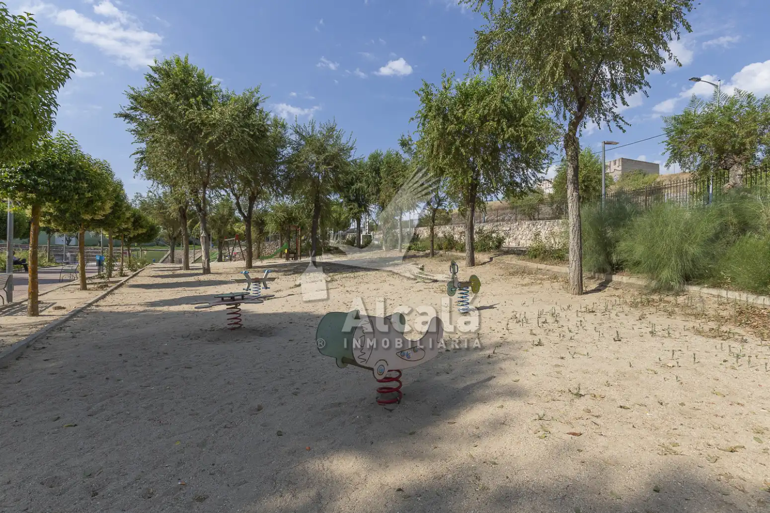 Flat for sale in Campo Real  with Air Conditioner, Heating and Terrace