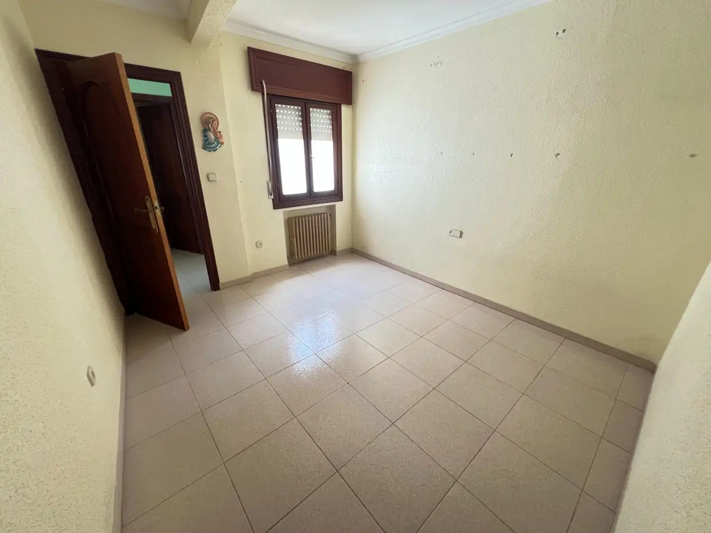 Habitación de Apartamento en venta en Almadén con Aire acondicionado, Calefacción y Terraza