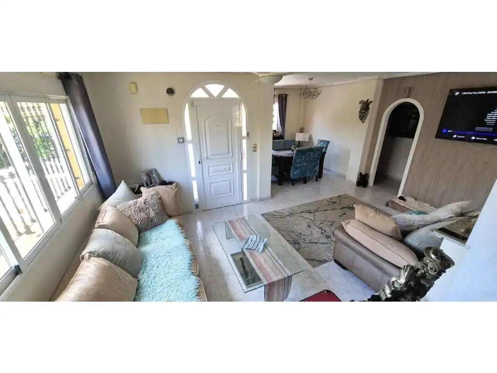 House with pool for sale in Poligono F-2 Filipinas Oeste, imagen 11