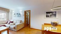 Living room of Flat for sale in Barberà del Vallès  with Terrace and Balcony