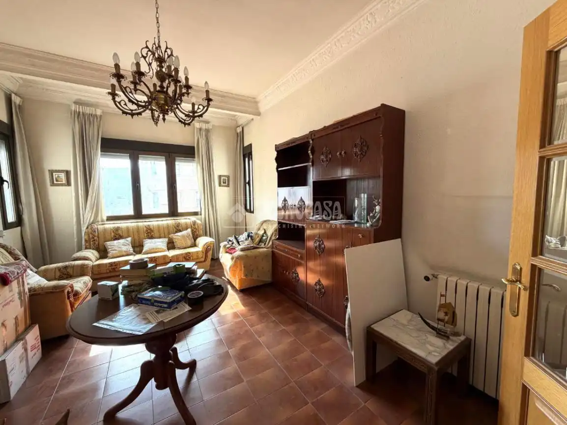 Living room of Flat for sale in Zaragoza  with Heating