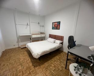 Bedroom of Flat to rent in  Madrid Capital  with Air Conditioner, Heating and Furnished