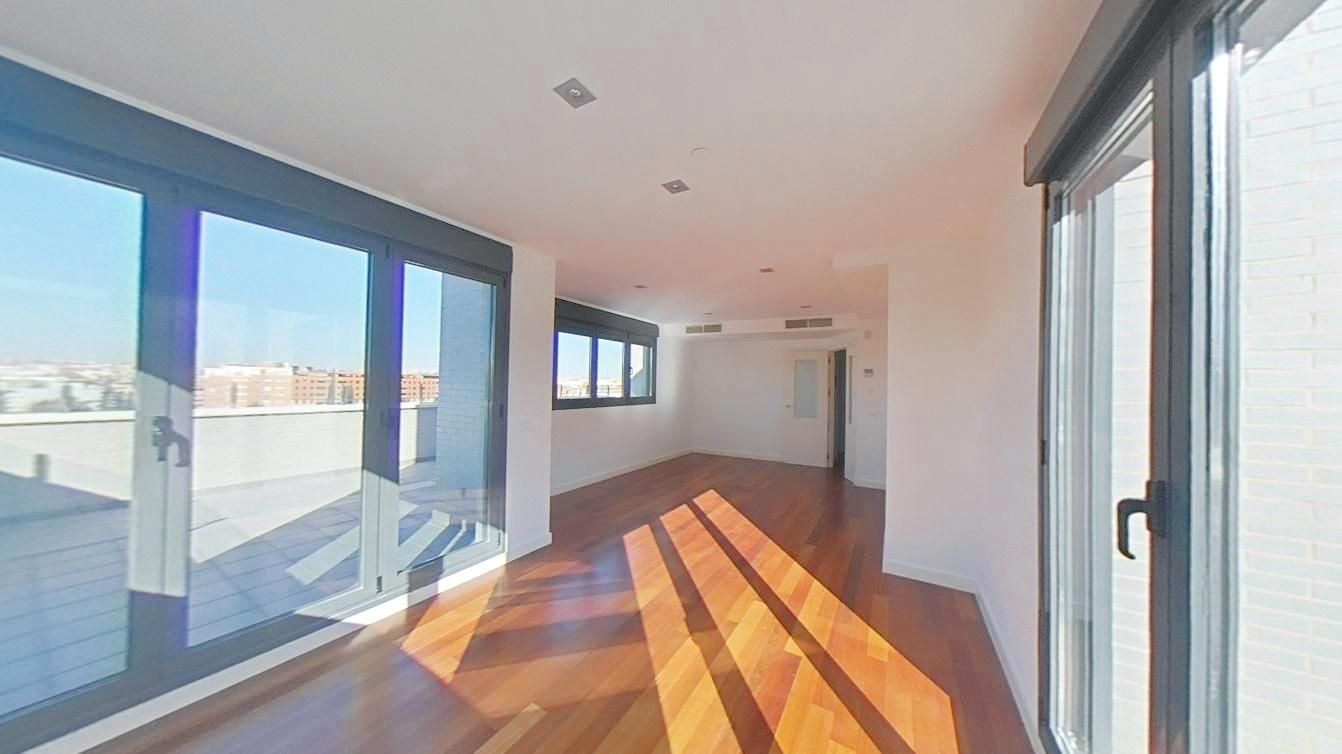 Living room of Attic for sale in  Madrid Capital  with Air Conditioner, Private garden and Terrace