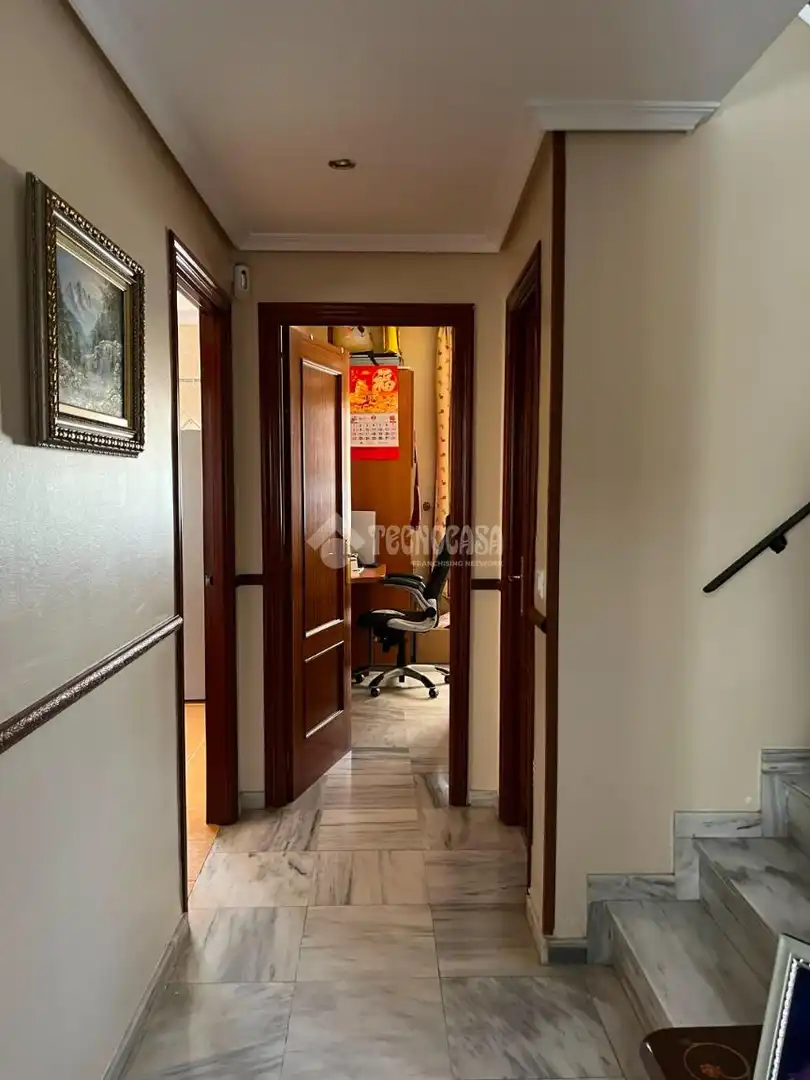 Casa o chalet en venta en Alcalá de Guadaira con Aire acondicionado, Terraza y Amueblado