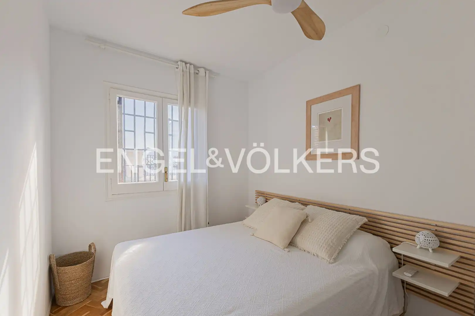 Habitación de Ático en venta en Barcelona con Calefacción y Parquet