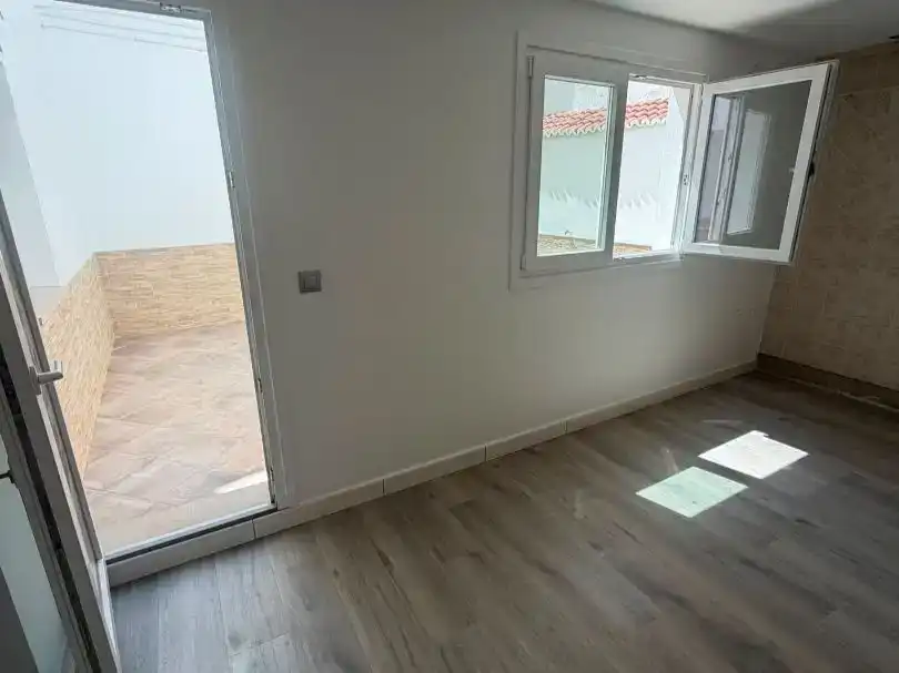 Terrassa de Pis en venda en Campillos amb Aire condicionat, Jardí privat i Traster