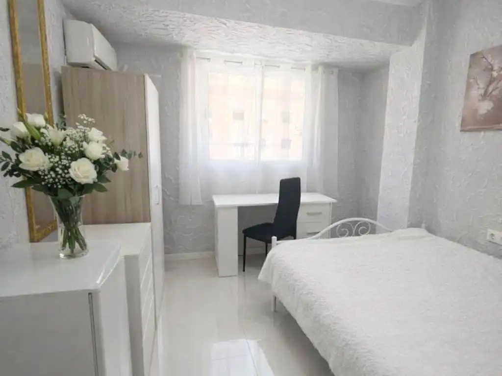 Habitación de Piso en venta en  Valencia Capital con Aire acondicionado y Amueblado