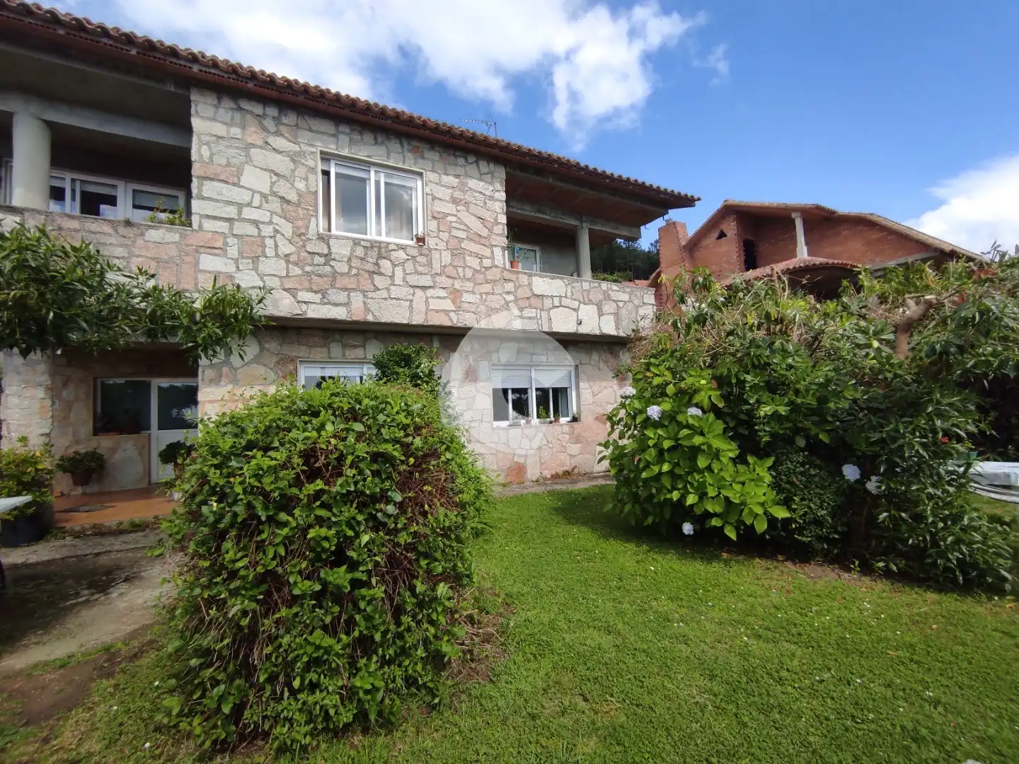 Vista exterior de Casa o chalet en venta en Vigo  con Calefacción, Jardín privado y Trastero