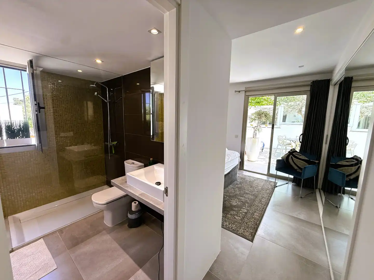 Bany de Apartament en venda en Eivissa amb Aire condicionat, Terrassa i Piscina