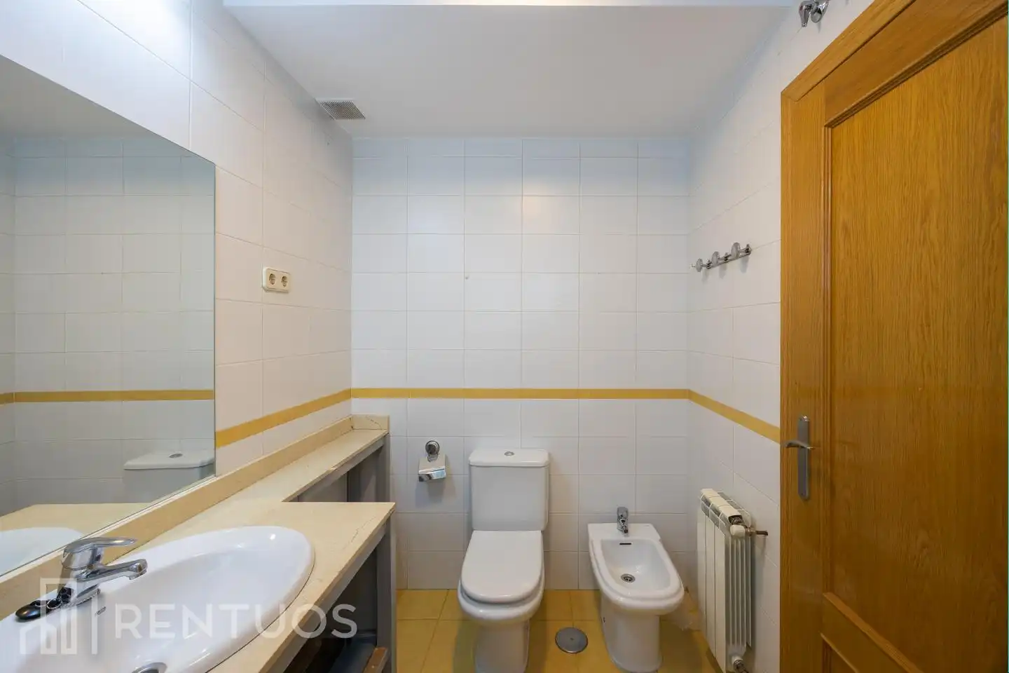 Baño de Dúplex de alquiler en Madrid con Aire acondicionado, Calefacción y Terraza