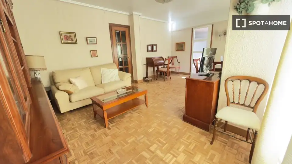Piso de alquiler en El Cabanyal - El Canyamelar