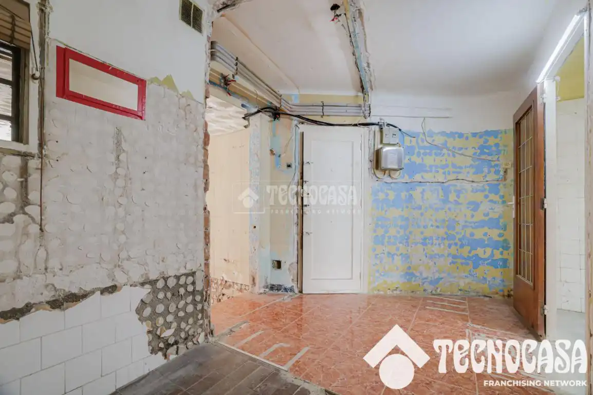 Local en venta en Badalona