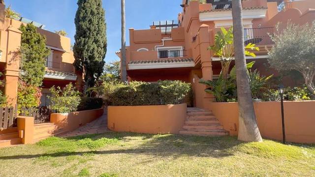 Casa adosada en Alquiler en Bahía de Marbella