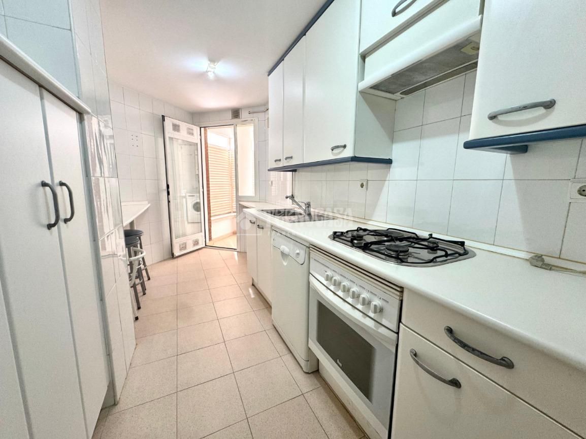 Kitchen of Flat for sale in San Martín de la Vega  with Air Conditioner, Heating and Community pool