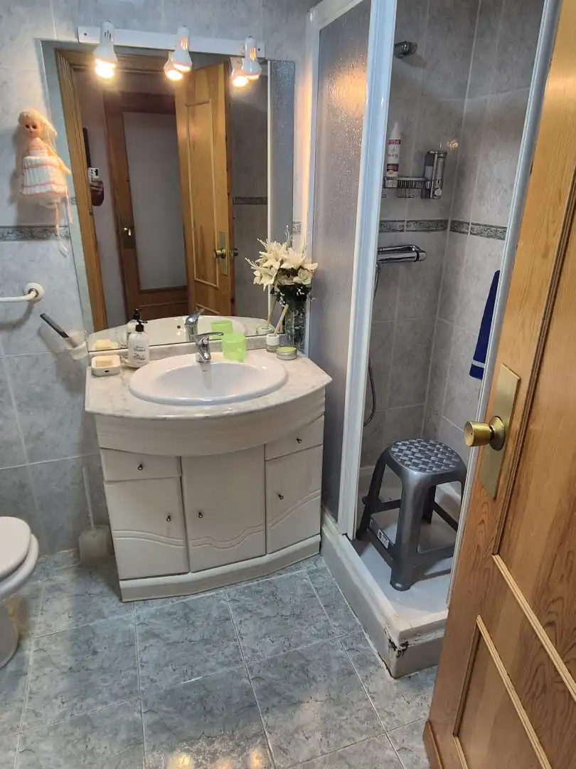 Badezimmer von Wohnung zum Verkauf in Talavera de la Reina mit Heizung, Parkett und Terrasse