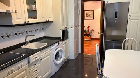 Foto 3 de Piso en venta en Matxitxako Kalea, Pozokoetxe, Basauri