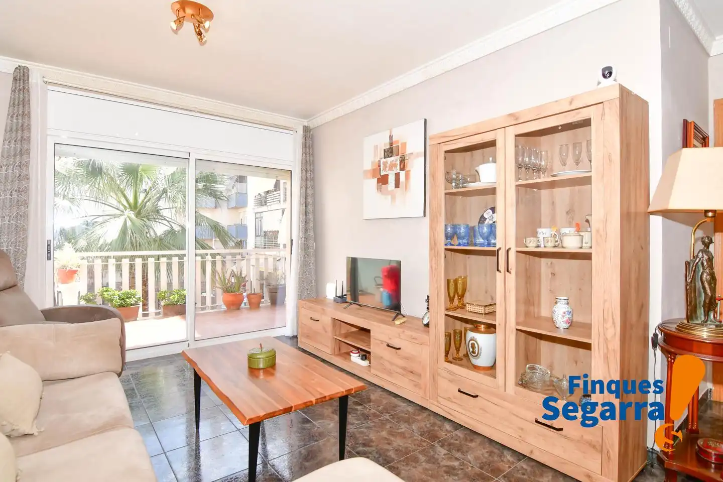 Exterior view of Flat for sale in El Vendrell  with Air Conditioner, Terrace and Community pool
