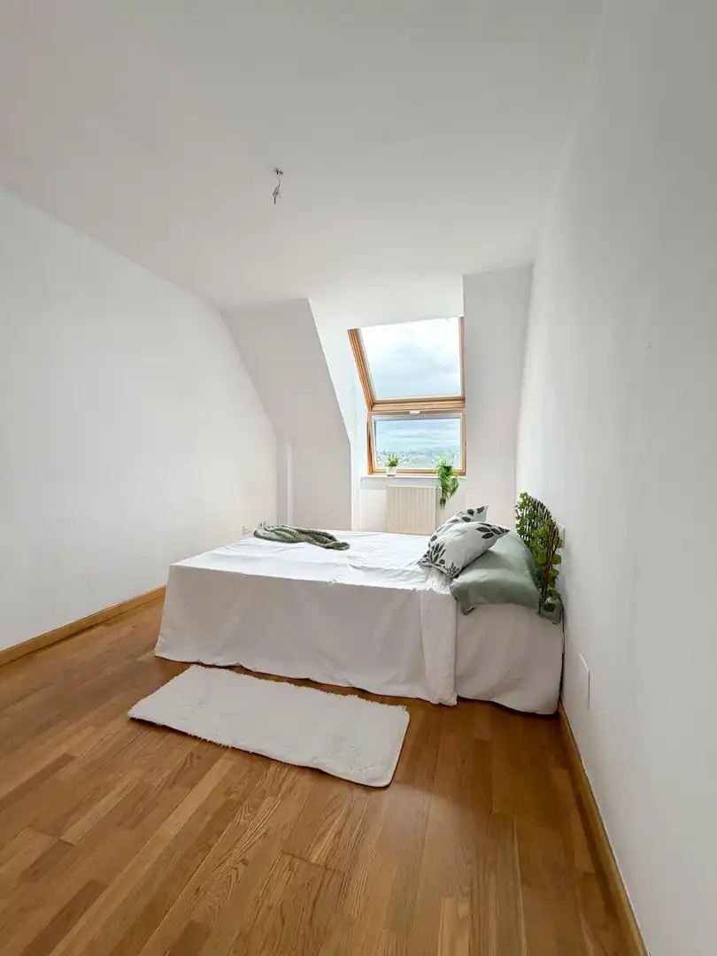 Bedroom of Attic for sale in Oviedo   with Heating, Parquet flooring and Storage room