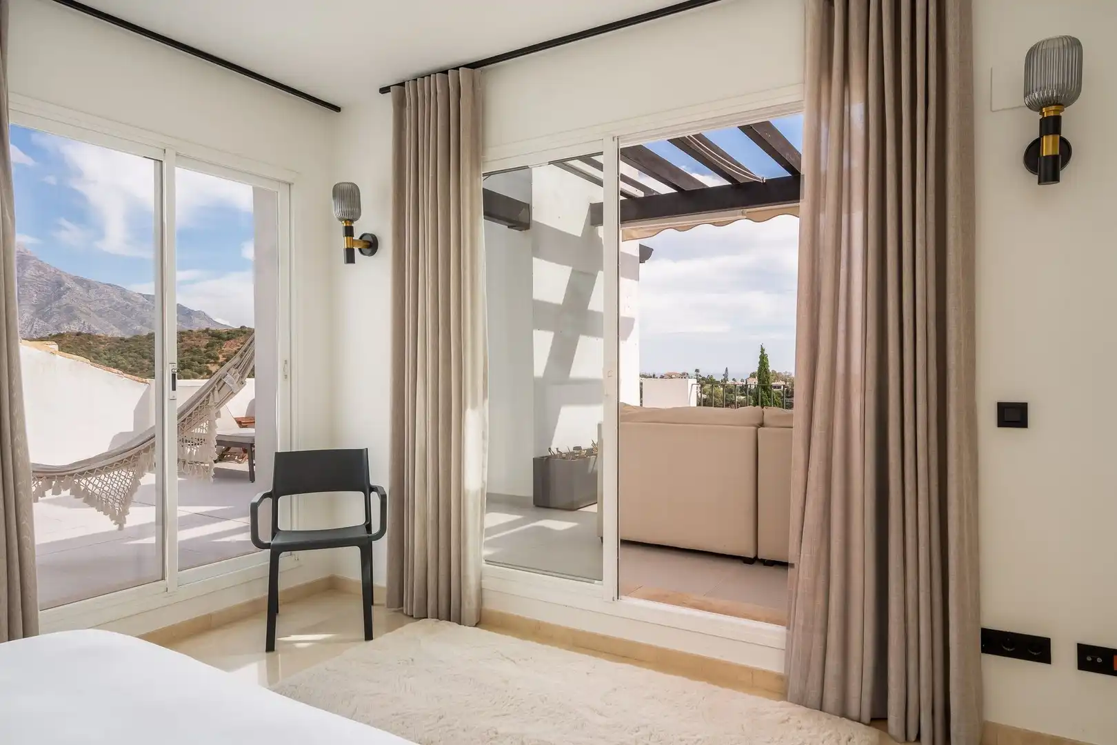 Penthouse with balcony for sale in La Quinta, imagen 16