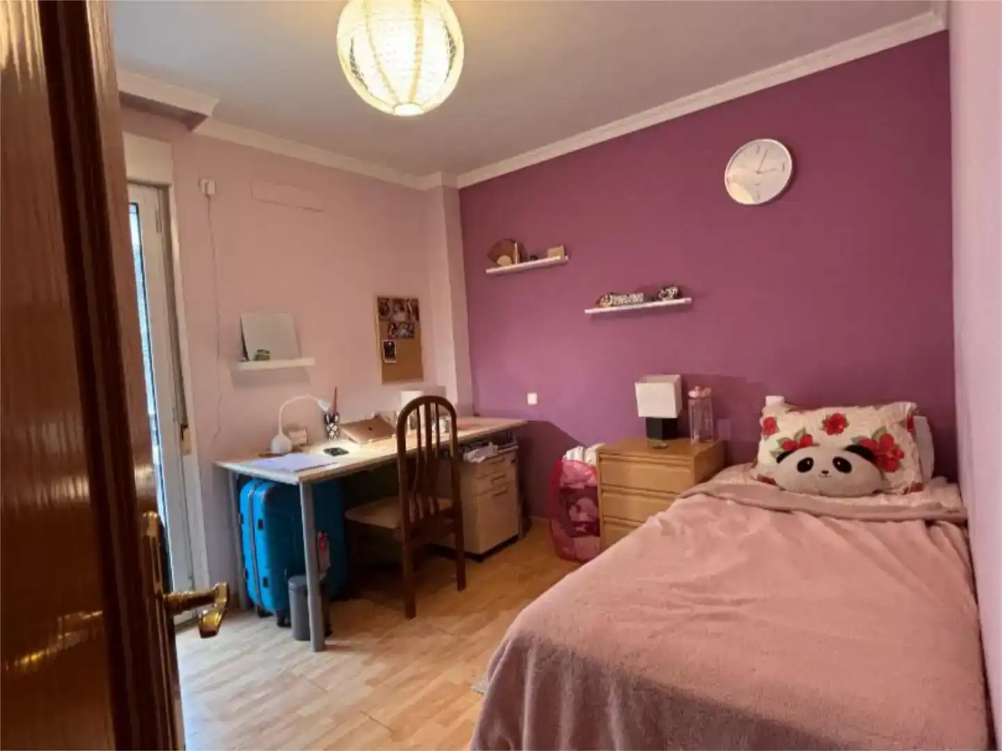 Bedroom of Flat for share in Coslada  with Parquet flooring, Swimming Pool and Furnished