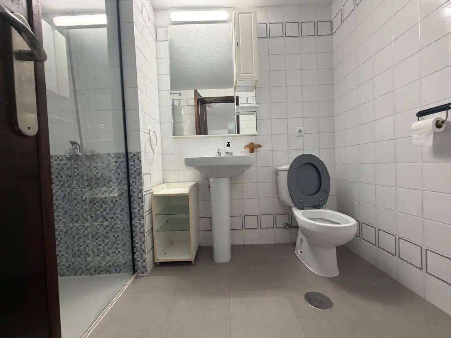 Baño de Piso en venta en San Fernando con Terraza, Amueblado y Horno