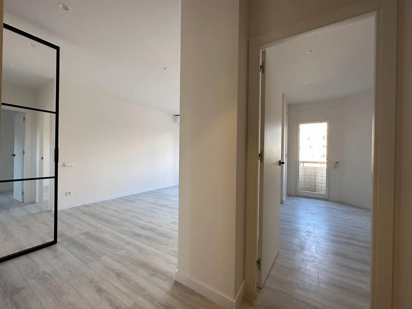 Piso en venta en Barcelona con Aire acondicionado, Parquet y Balcón