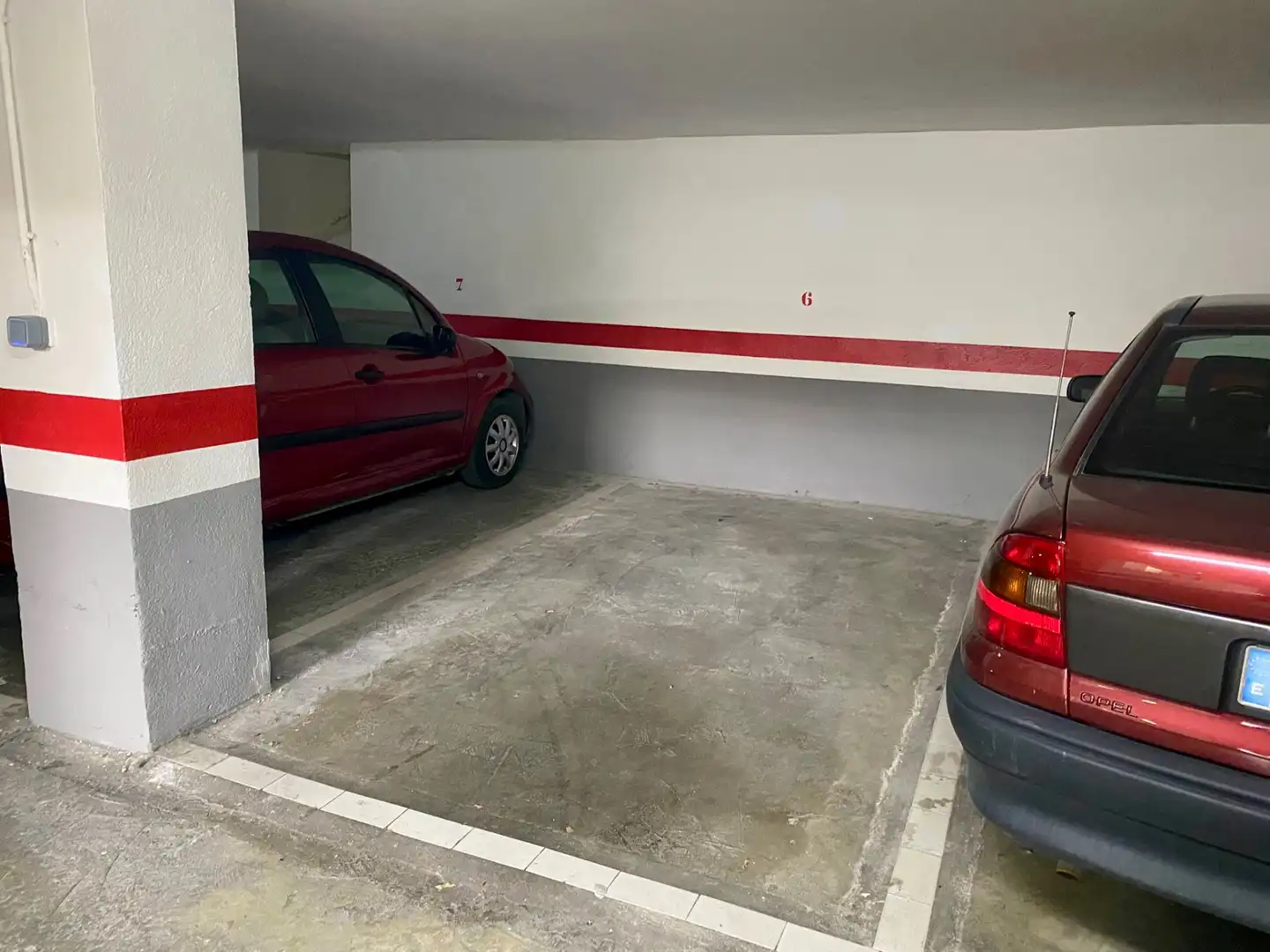 Parking de Piso en venta en Valencia con Aire acondicionado, Amueblado y Horno