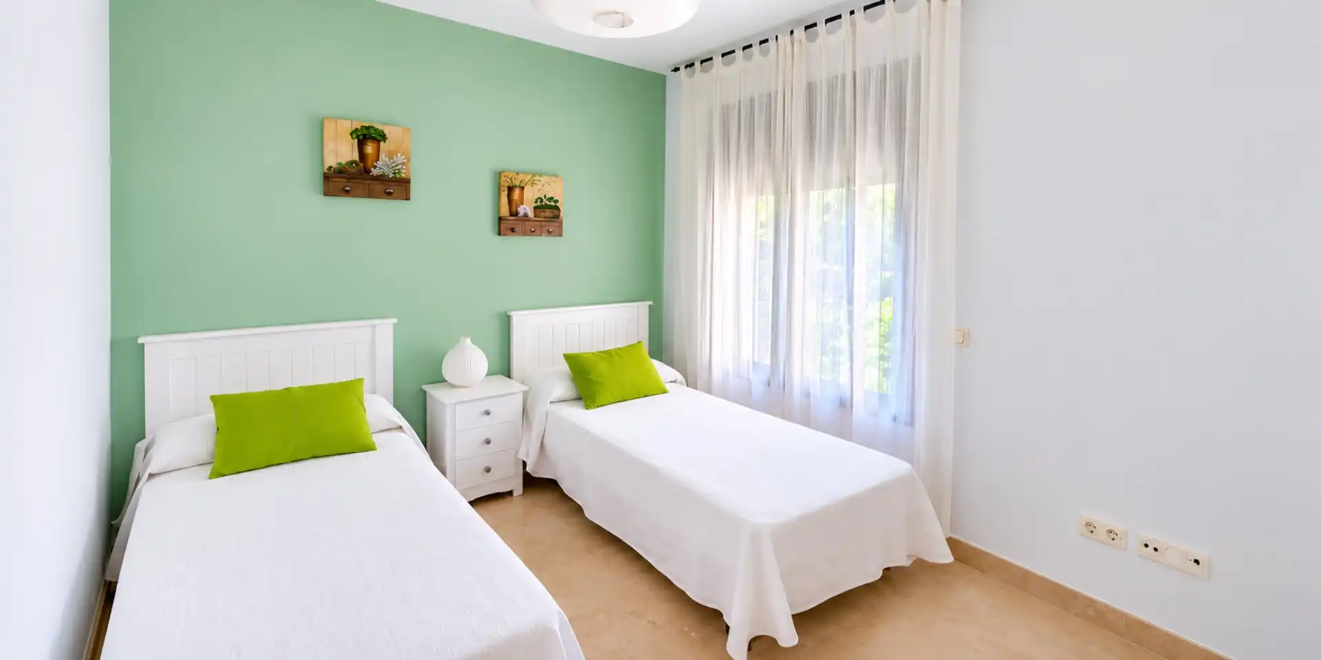 Habitación de Apartamento en venta en La Duquesa