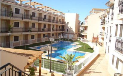 Schwimmbecken von Wohnung zum verkauf in Águilas mit Klimaanlage, Terrasse und Schwimmbad