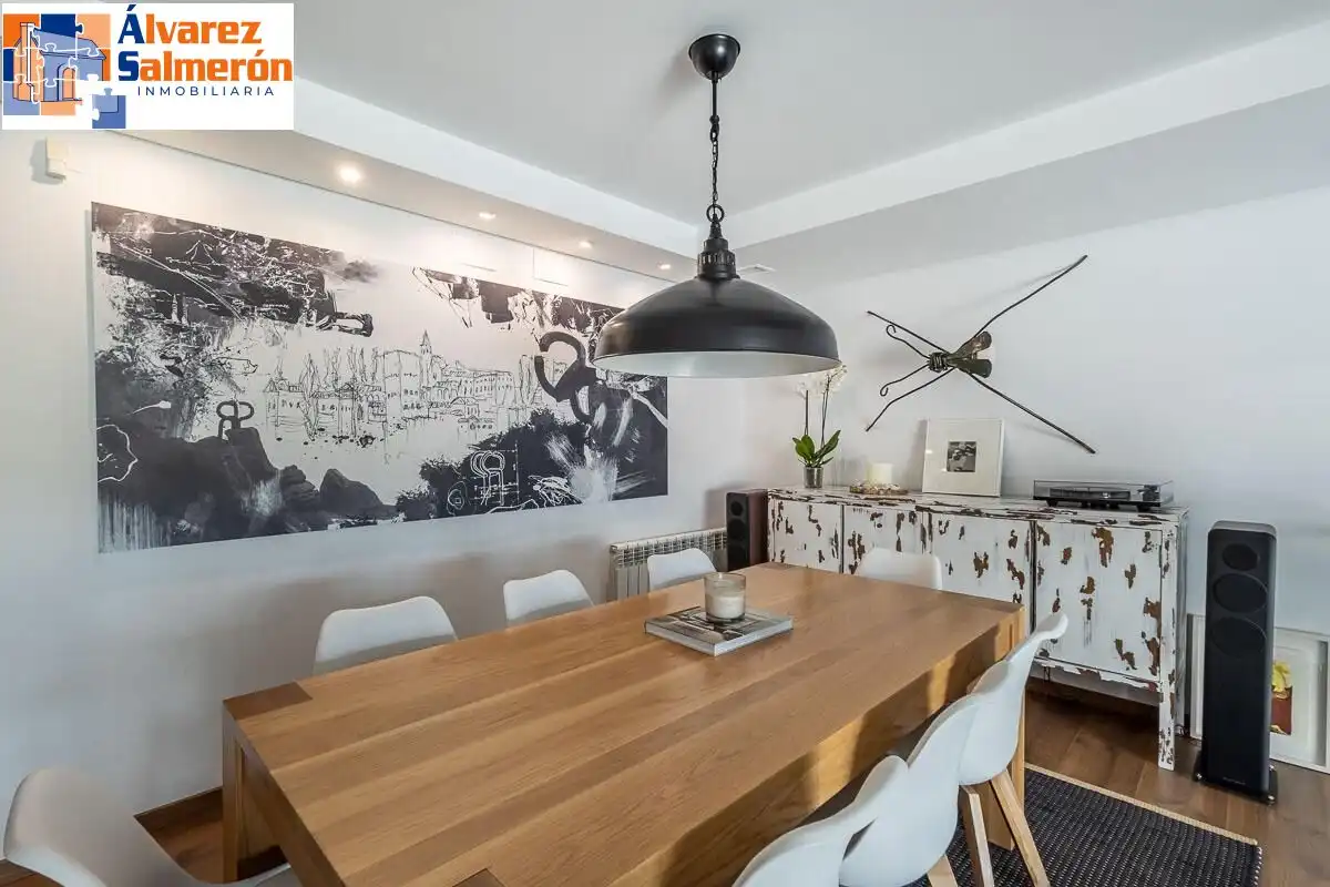 Dining room of Detached homes for sale in Granada