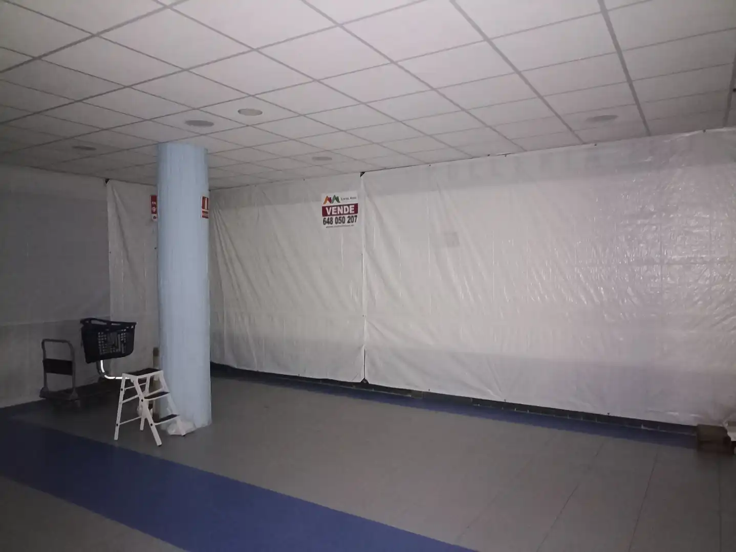 Business premises for sale in Calle de la Alhambra 11, imagen 2